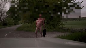 Naked wanking and twerking barefoot outside at dawn