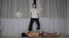 Jia Jia goddess canvas shoes trample humiliation, trample cock, shoejob