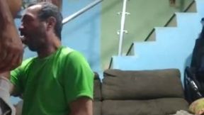 o cara queria uma mamada, mas nao resistiu minha bunda e meteu gostoso