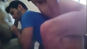 MARCOS GOIANO DANDO PARA DOIS FUNKEIROS