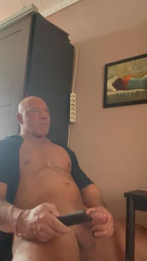 Long Wank Amateur Bodybuilder