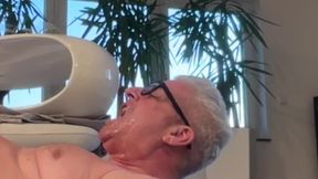 Swallow Piss the 4th time Cam 3