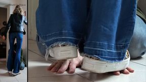 hand trampling featuring sonia