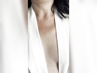 The Oriental mother I'd like to fuck of my fantasies put herself in my hands
