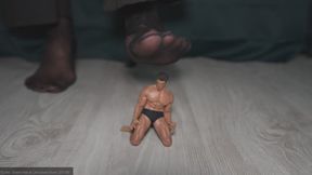 Tiny Slave play him with my feet 1 - foot worship - nylon worship - sweaty feet