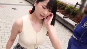 Exploring Nene's Overflowing Curves at the Apparel Store Clerk Counter