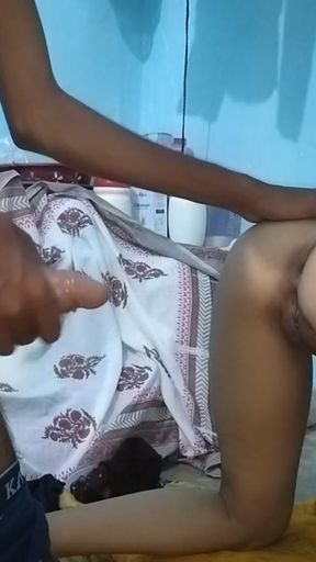 Aarti&amp;#039;s fake cock fucked pussy Aarti ki chudai, Indian desi blue film, xxx, mms, Hindi audio   Clip 2
