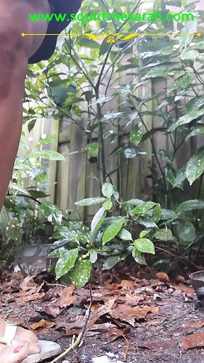 Hot bitch masturbates in gardens