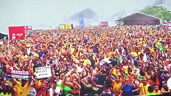 Recebi a visita da gostosa no jogo da copa