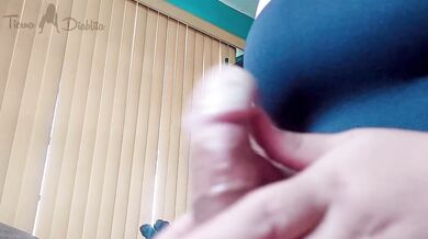 Frenulum rubbing ruined his orgasm with long nails and oil cock massage