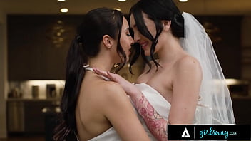 GIRLSWAY - Married Beauties Charlotte Sins &amp_ Melissa Stratton Reproduce Fantasy Wedding