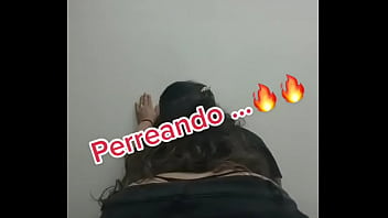 Cholita nalgona