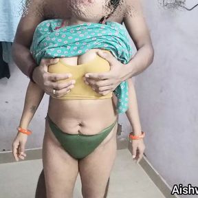 Reel Indian brother-in-law bhabhi ki tremendous video Hindi me. Indian Desi Hindi Talking BF Video.BF Hindi Desi.