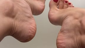 BATHROOM FEET