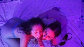 filme completo - emme white e lis xxx vao te fazer gozar varias vezes com essa punheta guiada em pov com podolatria, sexo anal, axilismo e outras delicias do sexo entre mulheres