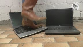 Tow Laptop VS Cowgirlboots