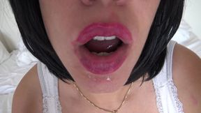 MILF Mouth and Throat Fetish