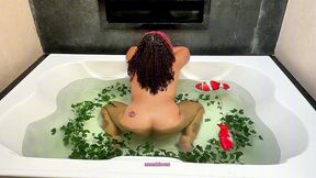 hot tub farts catching fish like shrek with my stinky gas challenge