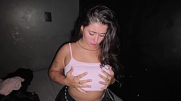 Conheci uma casada no Glory Hole da HotBar e meti a rola no pelô no rabo da safada