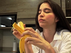 Karolin Gomez's Seductive Solo Tease