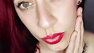 Shyyfxx the Tastiest Ginger-haired in Argentina Slurps Your Entire Hard-on in 4 and Chats Muddy to You