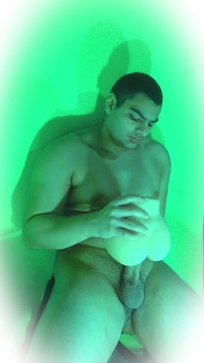 Green - Masturbation - Cristopher Rebellato - Big Penis - Vertical Video - Muscular