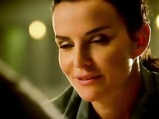 Femme Fatales S01E01