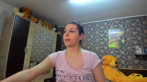 vibe me 25 and u join in my show and there u can see anal, dp, deepthroat, cum creamy, squirt depends how naughty u can be :*
