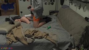 Using fuck machine to fuck my cock with fleshlight