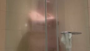 BBW gets wet in shower