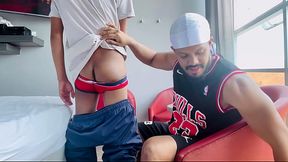 Pasivo teen no sabe si ira la universidad o ser mi puta por dinero, aqui lo probamos