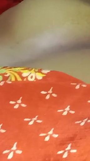 If My Madani Were Wearing a Red Saree, She Would Come to Me When I Was Alone and Ask Me to Finger Her