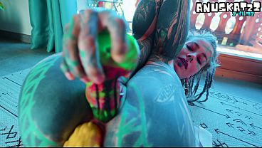 Tattooed pornstar in Lingerie DP herself with Crazy dildos