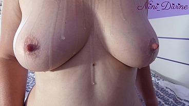 Oiled massage for this French slut with big tits and big round ass!