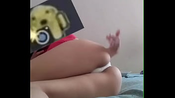 Sexy chica culona se da nalgadas sola