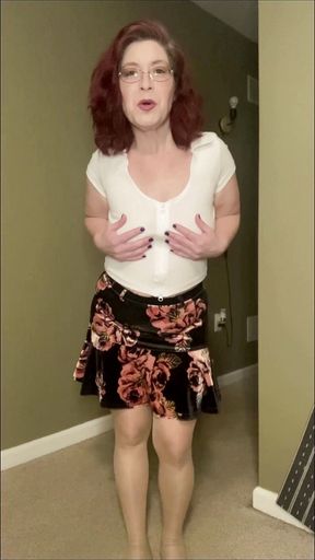 Stepmom Has Secrets From stepdad - custom roleplay