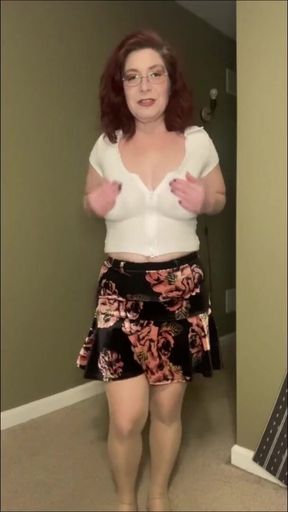 Stepmom Has Secrets From stepdad - custom roleplay