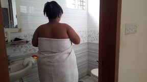 After coming out of the bathroom, the body was left by her father-in-law - Clear Hindi Audio