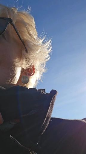 Spectacular moment from &quot;milf looking for a cock in the countryside. I find her in a barn sucks her fucks me and empties&quot;