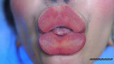 Intimate Close-Up Clear Lipgloss Spitting Kiss