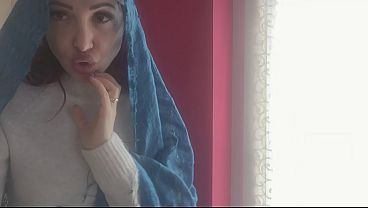 Lavinia della love iterpreta la madonna bestemmiante- virgi mary very wild