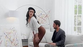 The Gallery Chick 1 - Whitney Wright