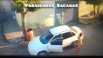 Campina Grande-PB | Homem sai pelado pelas ruas da cidade