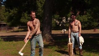 Cowboy with a banging torso doing it with no condom on