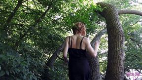 un fan m a surpris et observe en train de faire un shooting dans un petit coin ...