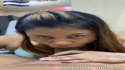 Alejandra Velasquez soy Chica Prepago hondurea blowjob a mi cliente por dinero