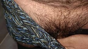 Bahut hi muskil se moka mila hai