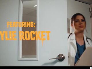 Real Life Shemale hentai Gals - Lesbo Nurse Bangs Large Breasts Patient Ava Amira