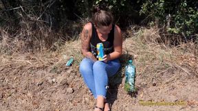 Pee in a field of corn - pissing herself while talking with her boyfriend on the phone