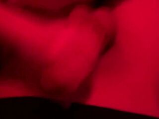 ELLE ME BRANLE, JE ME VIDE SUR SON GROS CUL DE PUTE